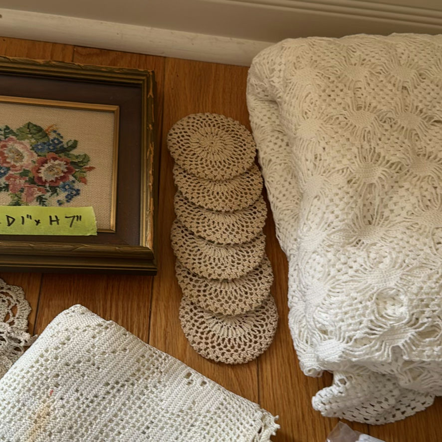 Vintage Crochet Tableware And Small Art (3) - image 7 of 10