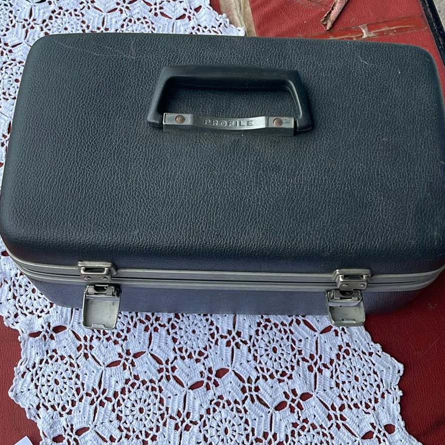 Vintage Samsonite Profile Hard Shell Train Case - image 2 of 7