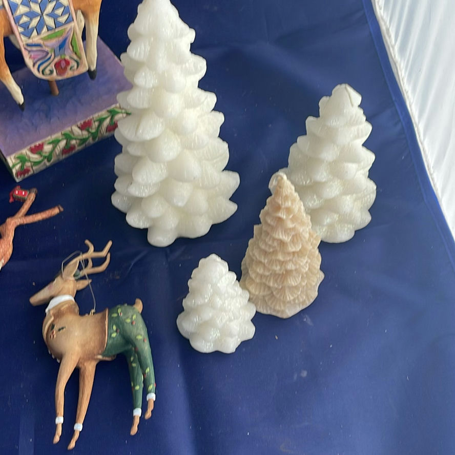 Musical House, Christmas trees, Reindeer And More - image 2 of 12