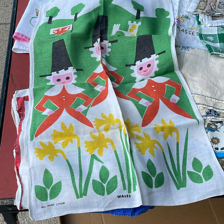 Vintage Tea Towels - image 4 of 15