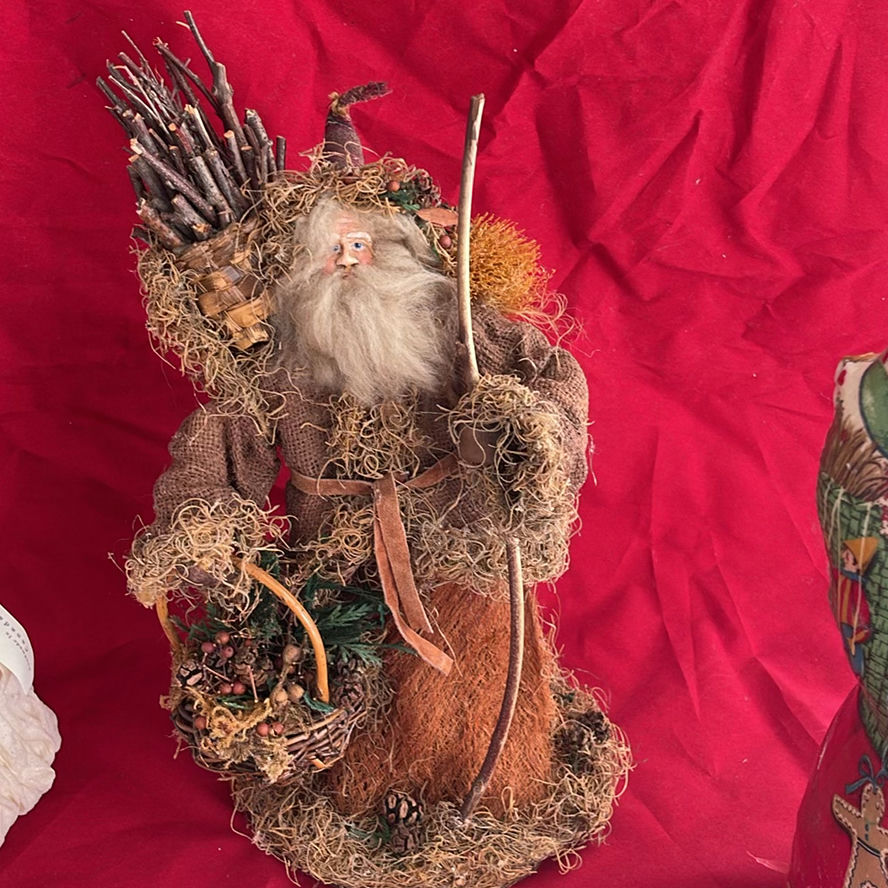 Santa Claus Decor  - image 11 of 16