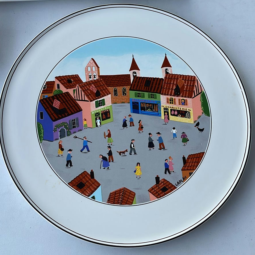Villeroy & Boch Design Naif Porcelain Pieces and Melamine Trays - image 2 of 11