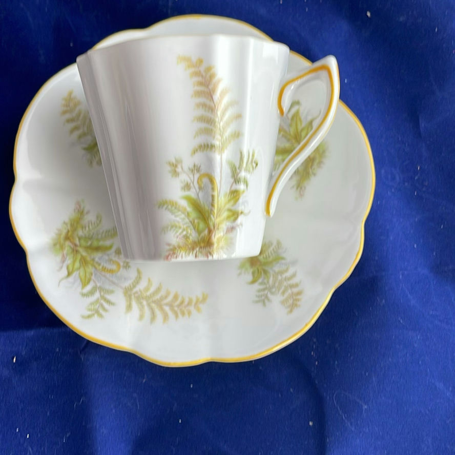 Antique and Vintage Teacups and Saucers  - image 2 of 33