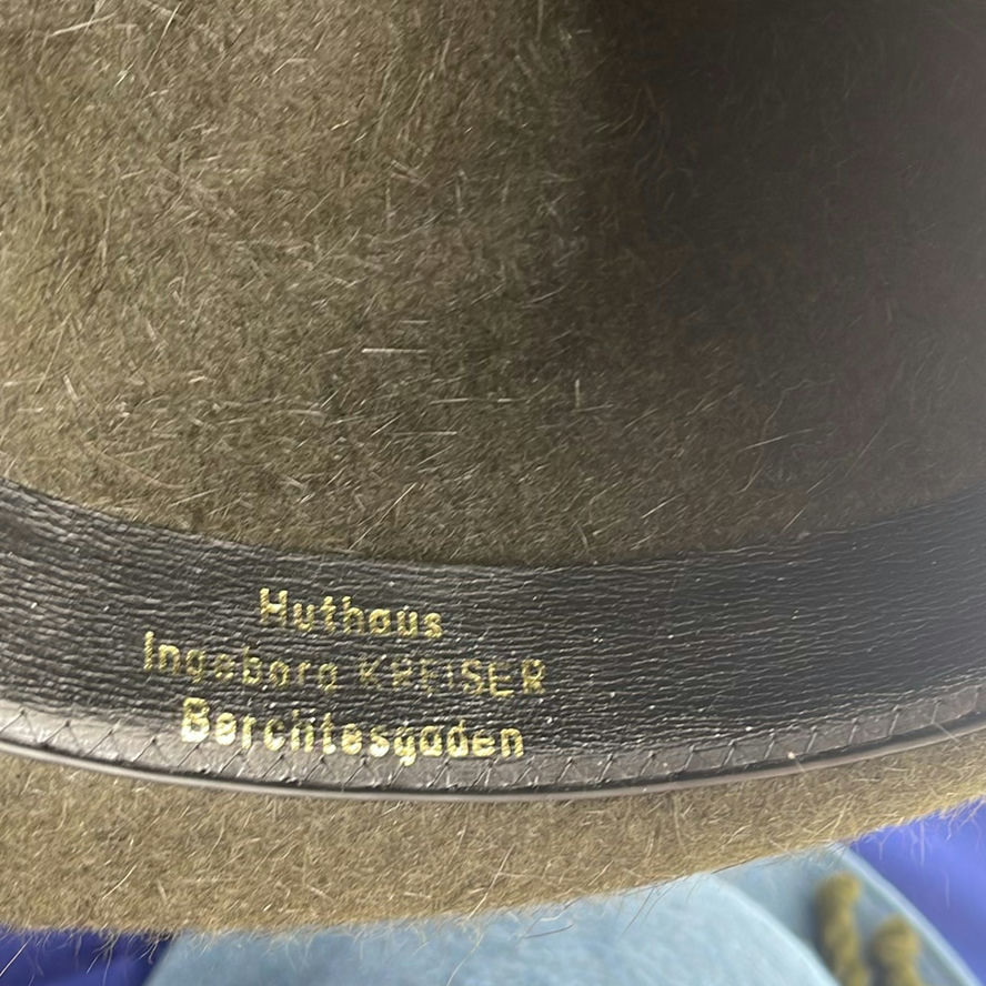 Women's Hats - image 8 of 12