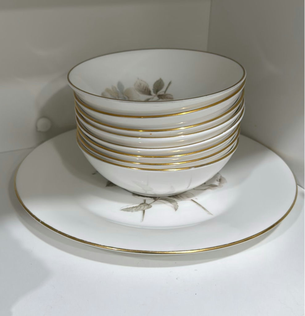 Royal Doulton Yorkshire Rose Dishes And My Fair Lady Coalport - image 4 of 11