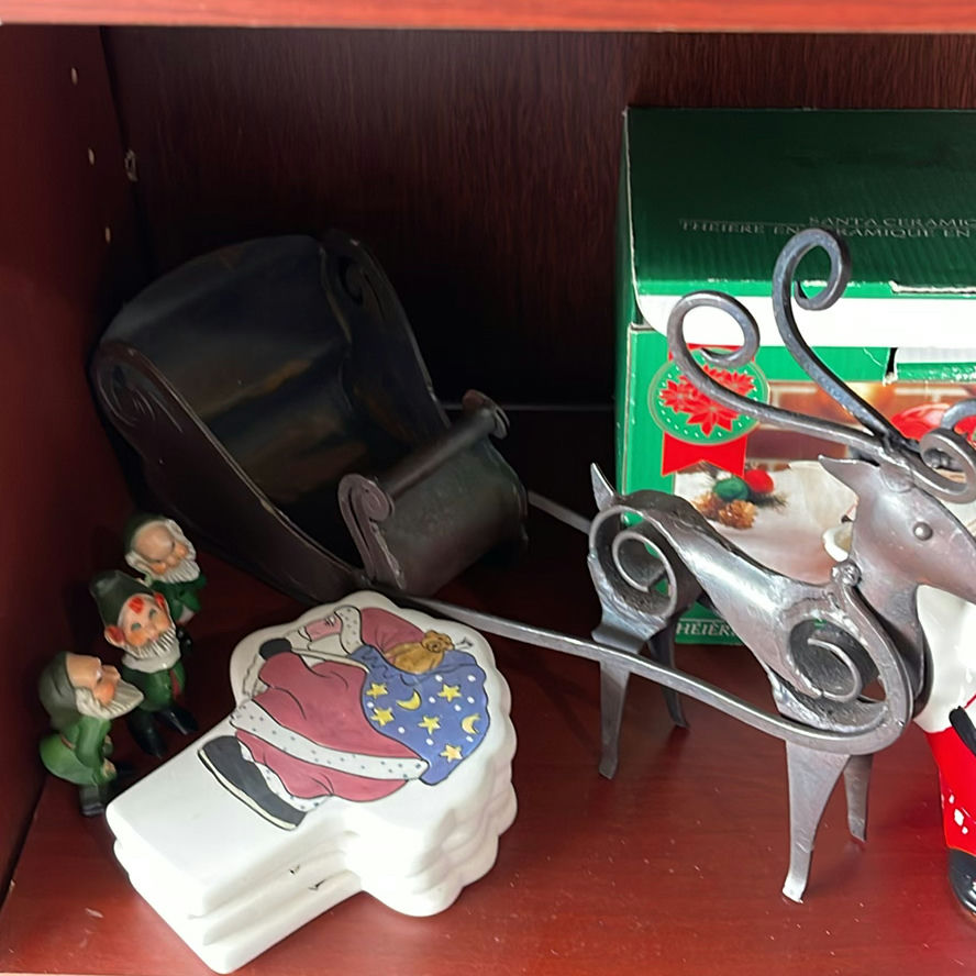 Vintage Santa Teapot in Box, and More - image 11 of 13