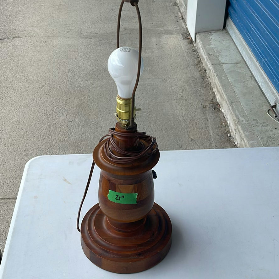 Ducks, Wooden Vase, Wooden Lamp, Vintage Desk Lamp and more - image 17 of 19