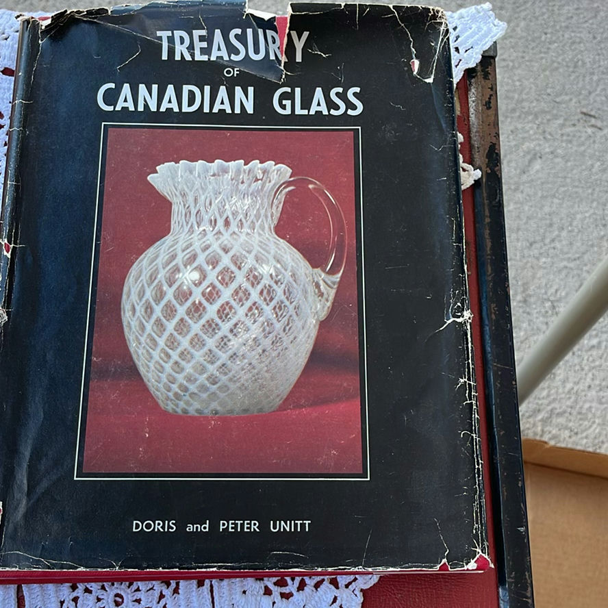 Books on Glass, Doll Houses and more - image 6 of 12
