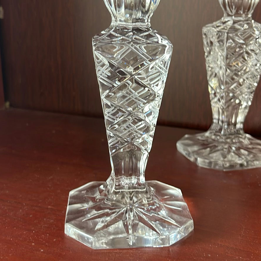 Heirloom Mantle Clock, Crystal Candleholders, Vase - image 4 of 12
