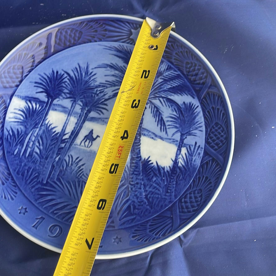 Vintage and Antique Plates, Delft Trivet and small Bowl - image 14 of 24