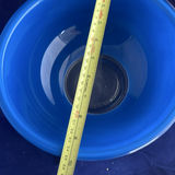 Vintage Pyrex Nesting Bowls in Primary Colours - thumbnail 11 of 13