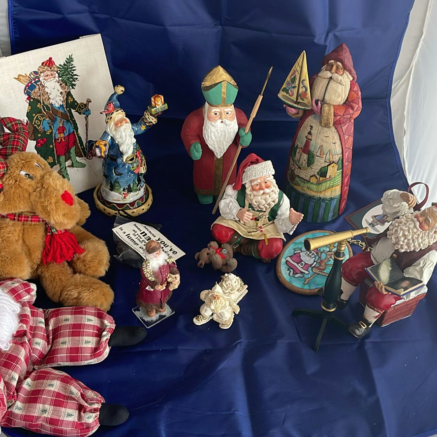 Decorative Santa Lot including Jim Shore Santa holding Boat - image 1 of 19