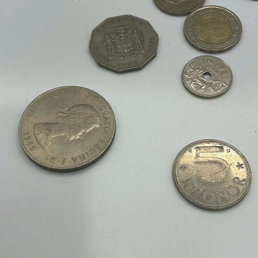 Various Currency - image 10 of 10