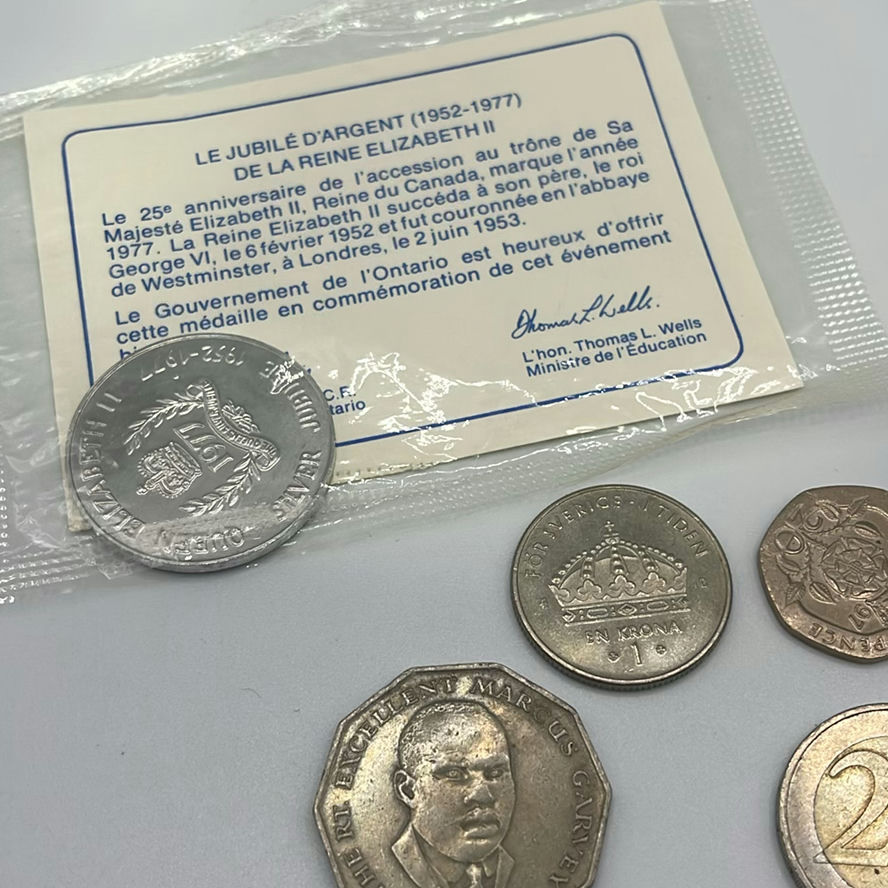 Various Currency - image 4 of 10