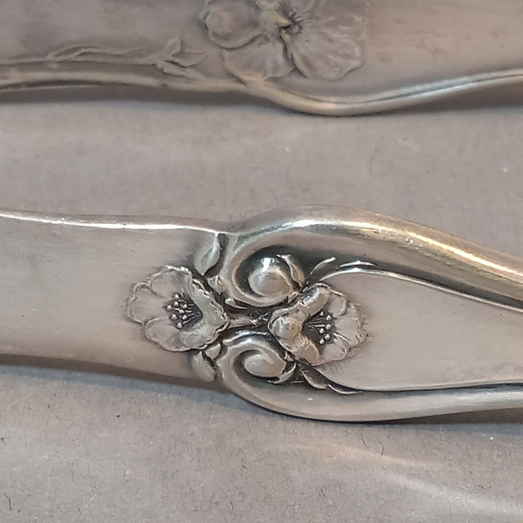 Fancy Silverplate Tableware - image 11 of 15