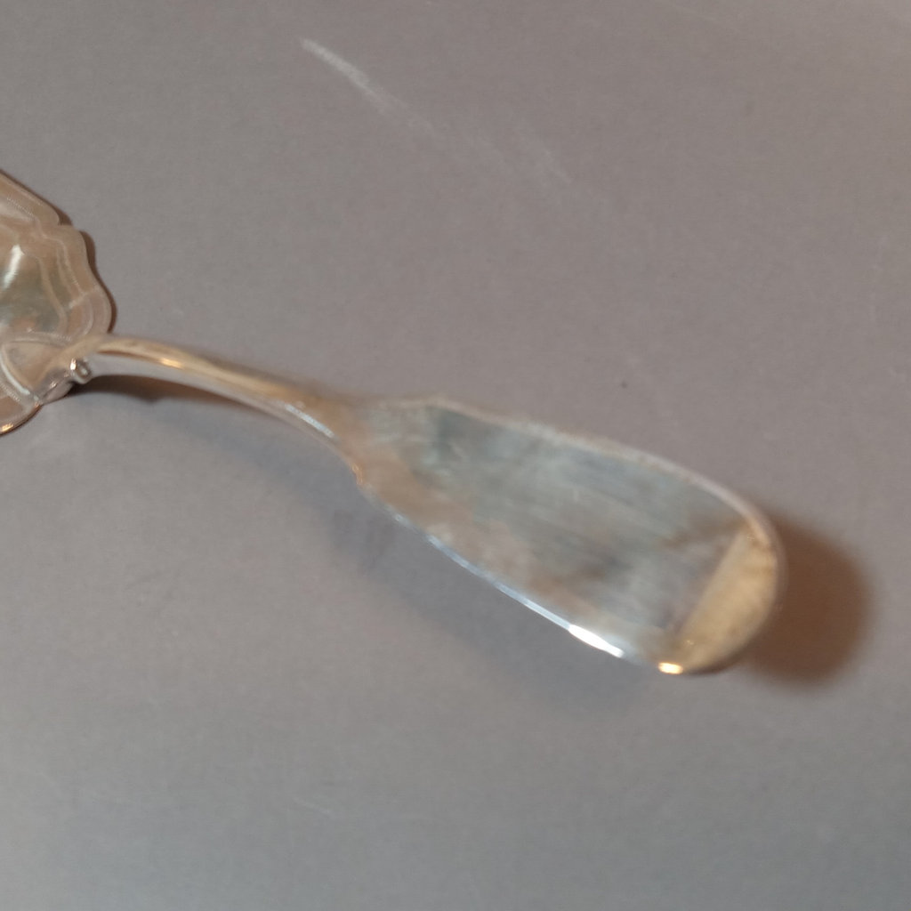 Antique George III Regency Fish Server - image 3 of 7