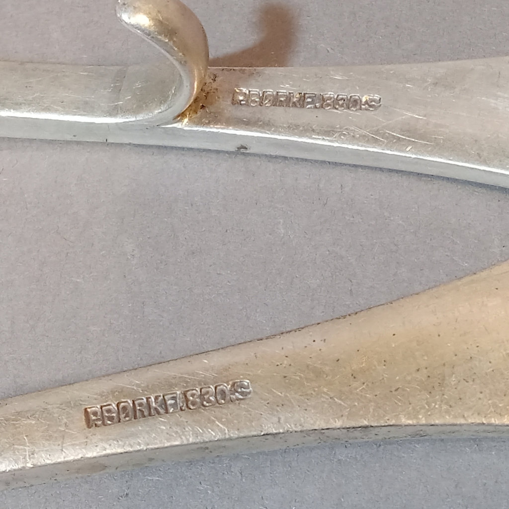 Scandinavian Cabbage Rose & Bow Flatware - image 10 of 18
