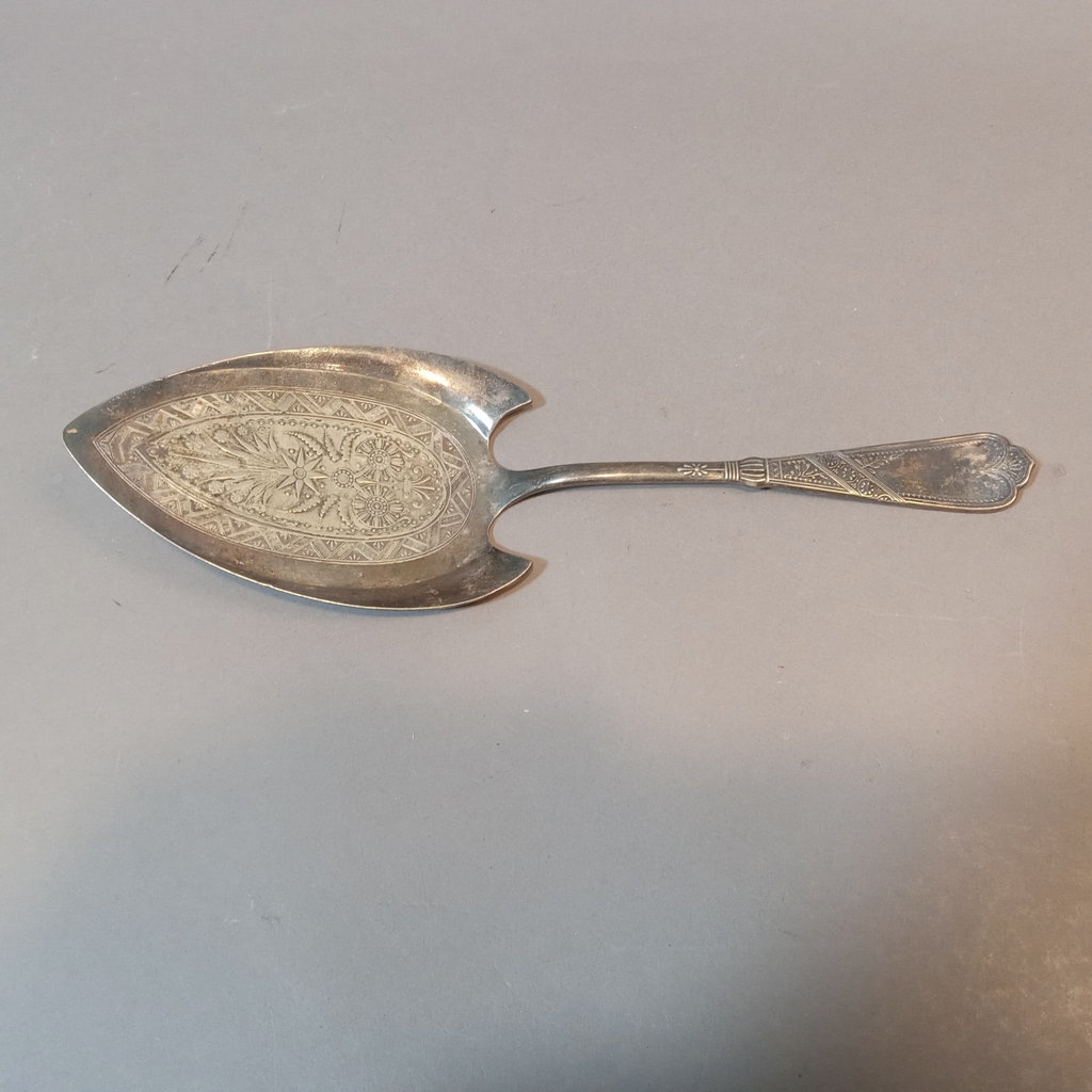 Fancy Silverplate Tableware - image 8 of 15
