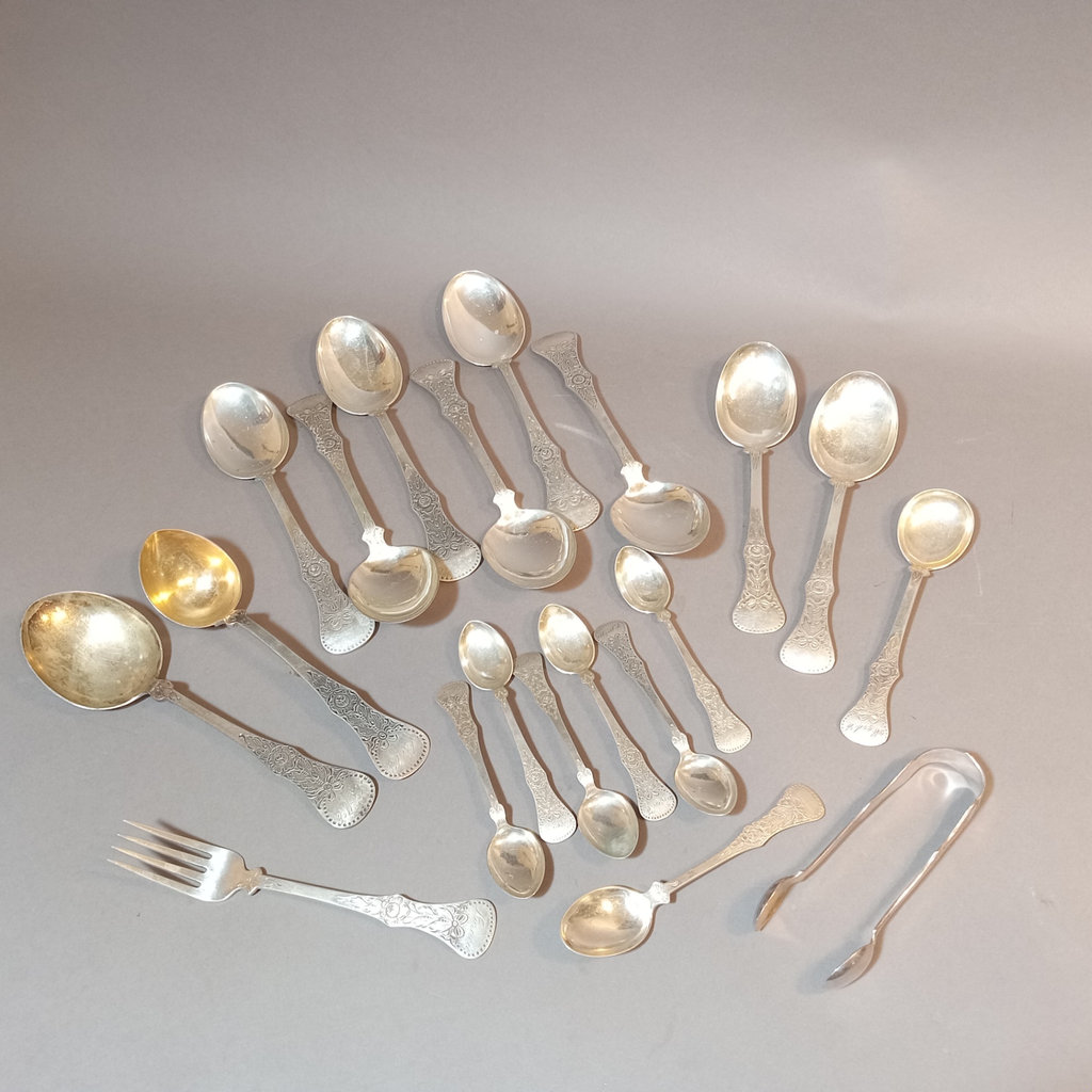 Scandinavian Cabbage Rose & Bow Flatware - image 1 of 18