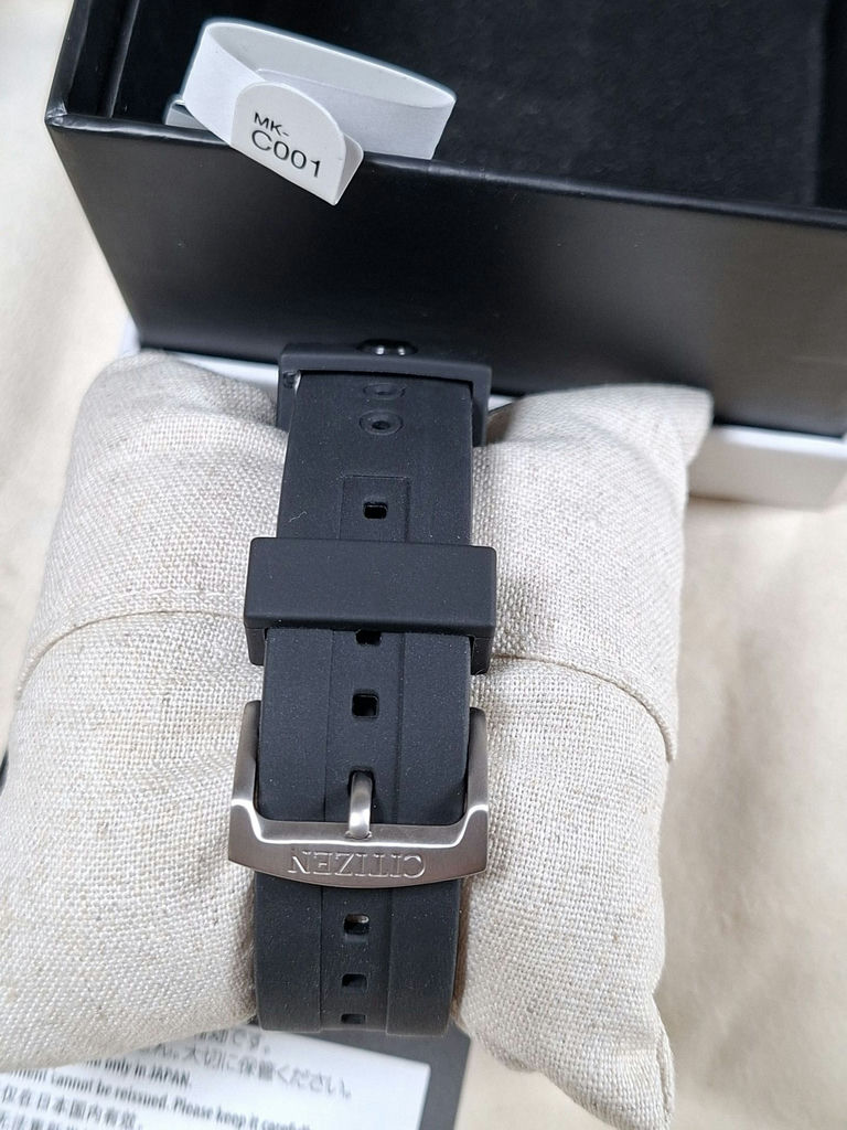 Citizen Eco-Drive Satellite Wave Attesa Wristwatch CC4050-18L - image 5 of 6