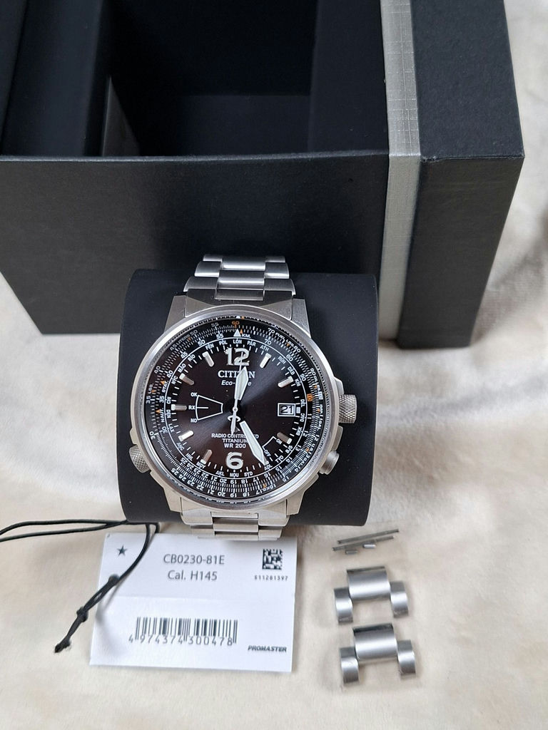 Citizen Eco-Drive Radio Controlled Titanium Wristwatch with Box - image 4 of 9
