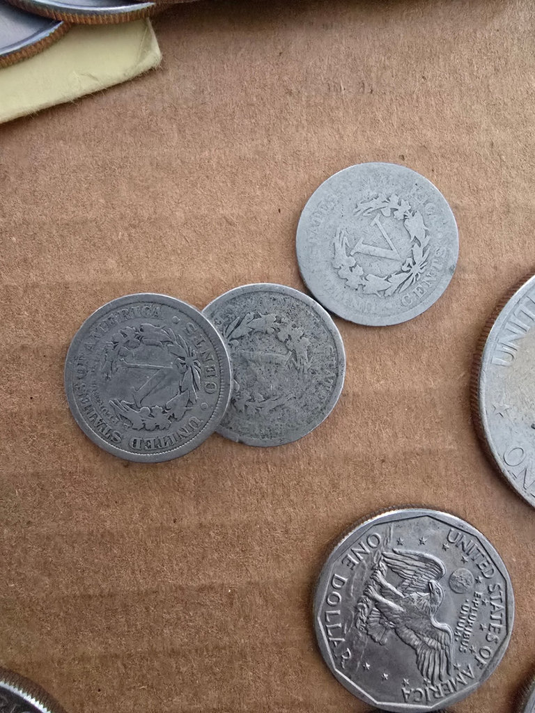 Mixed U.S. Circulated Coin Lot (About 60–80 Coins) plus a locking storage box - image 13 of 23