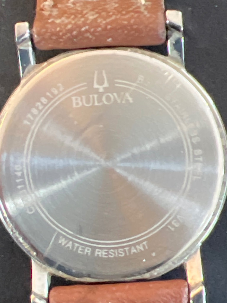Assorted Bulova and Waltham wristwatches (Gold-tone bracelet, Leather strap, Stainless steel with expansion band) - image 3 of 7