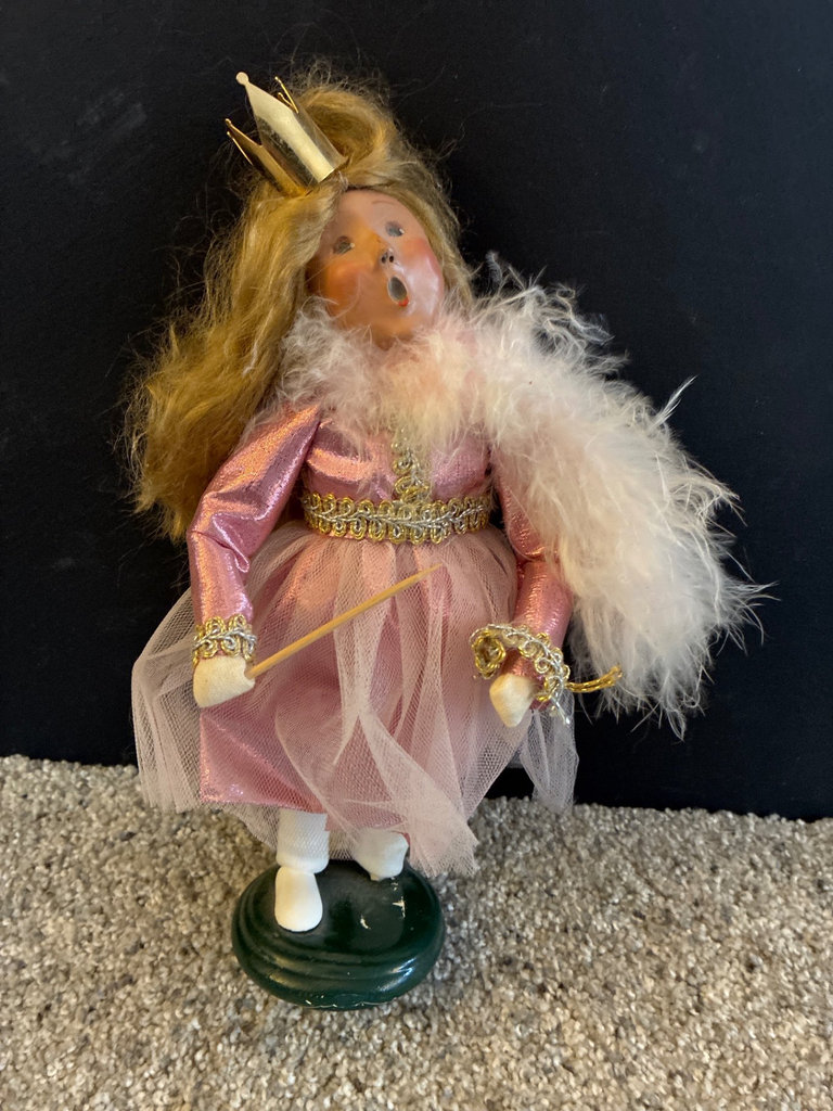 Byers' Choice Carolers Figurines - image 11 of 13
