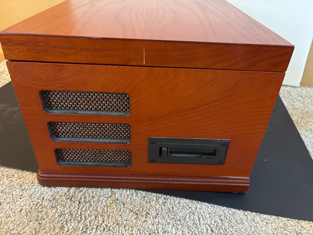 Vintage Crosley wood-cabinet record player and TEAC stereo with clocks - image 6 of 12
