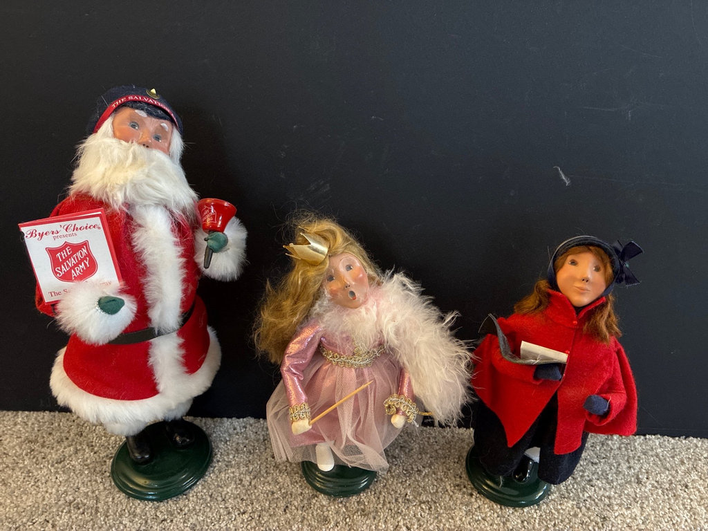 Byers' Choice Carolers Figurines - image 1 of 13