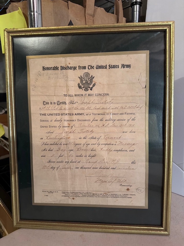Collection of historical printed media and framed documents - image 5 of 12