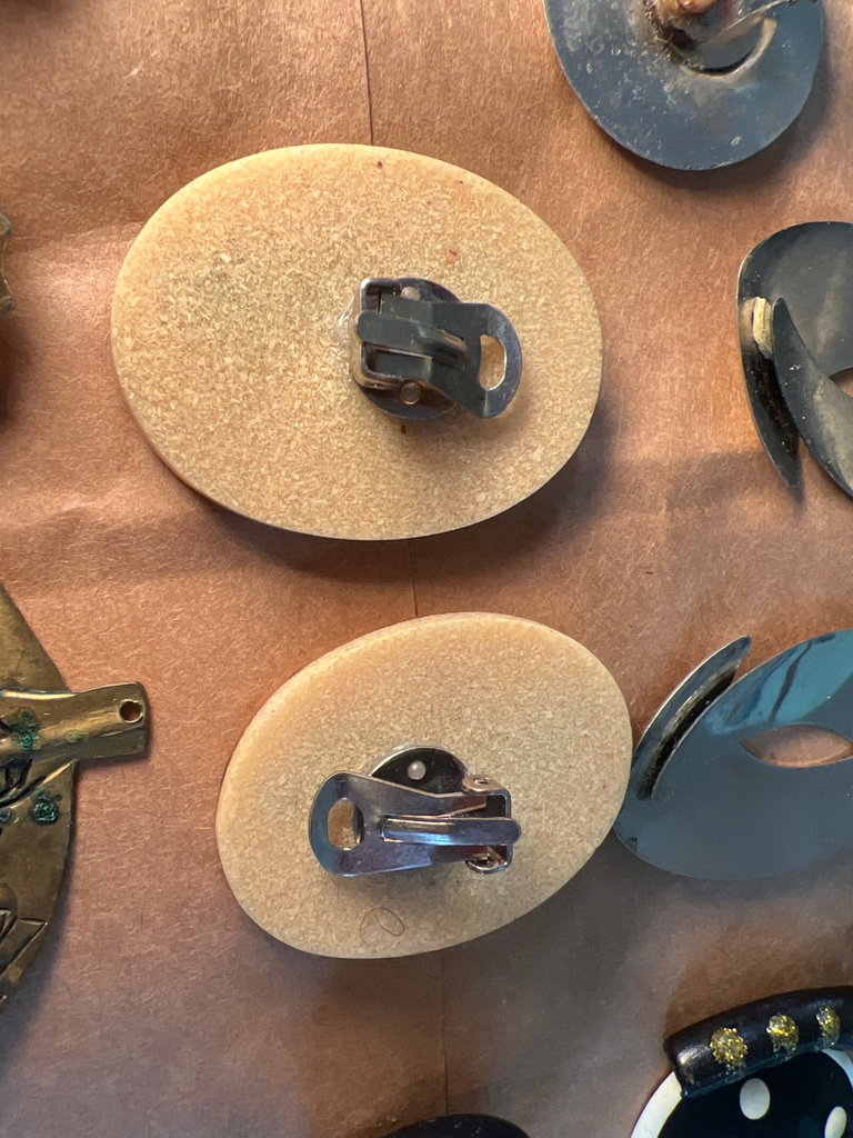 Assorted vintage jewelry collection - image 5 of 11