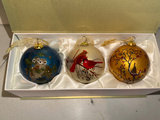 Hand painted Vase, Perfume Bottle, Ornaments  - thumbnail 10 of 11