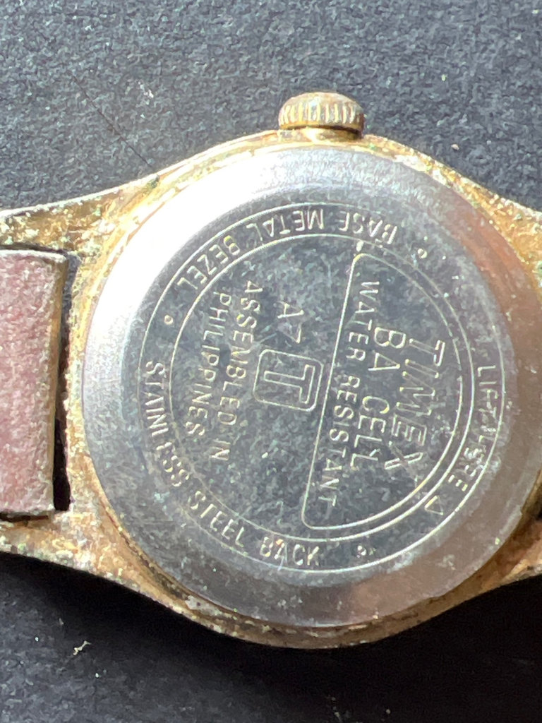 Assorted watches and jewelry collection - image 13 of 13