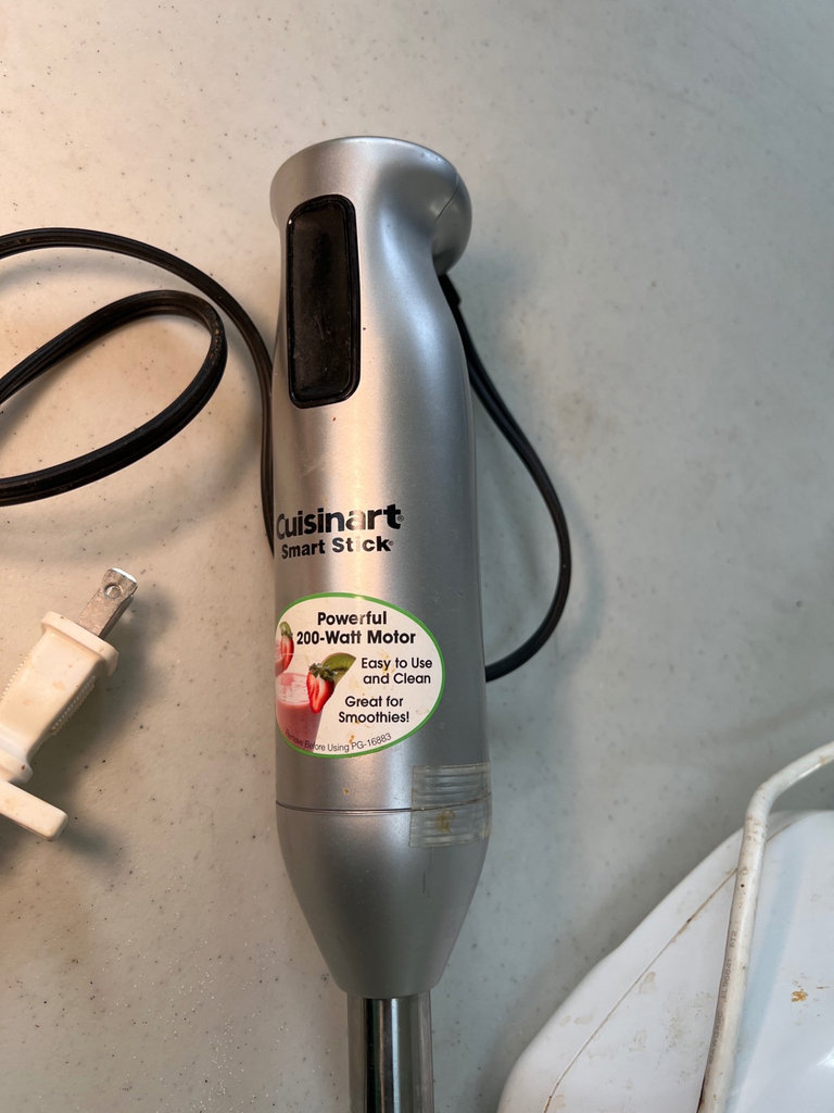 KitchenAid blender base, immersion blender, and scissors - image 5 of 7