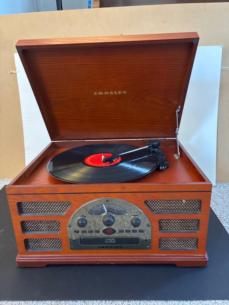 Vintage Crosley wood-cabinet record player and TEAC stereo with clocks - image 4 of 12