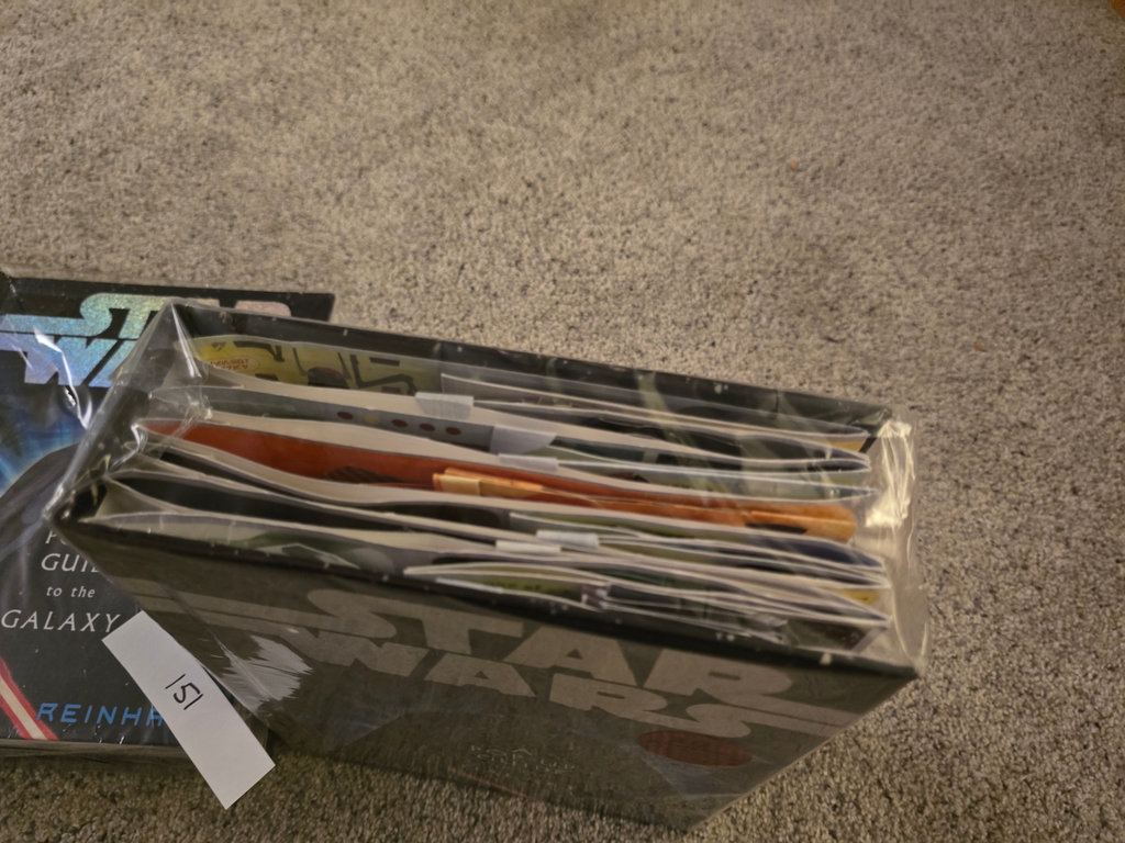 Star Wars magazines and paper craft collection - image 25 of 27