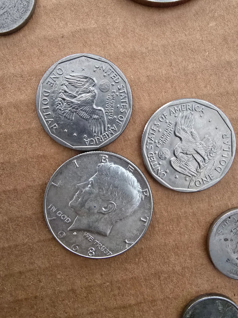 Mixed U.S. Circulated Coin Lot (About 60–80 Coins) plus a locking storage box - image 6 of 23