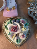 Assorted Vintage Costume Jewelry and Accessories - thumbnail 9 of 13
