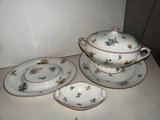 Floral porcelain tureen, Platters  - thumbnail 7 of 12