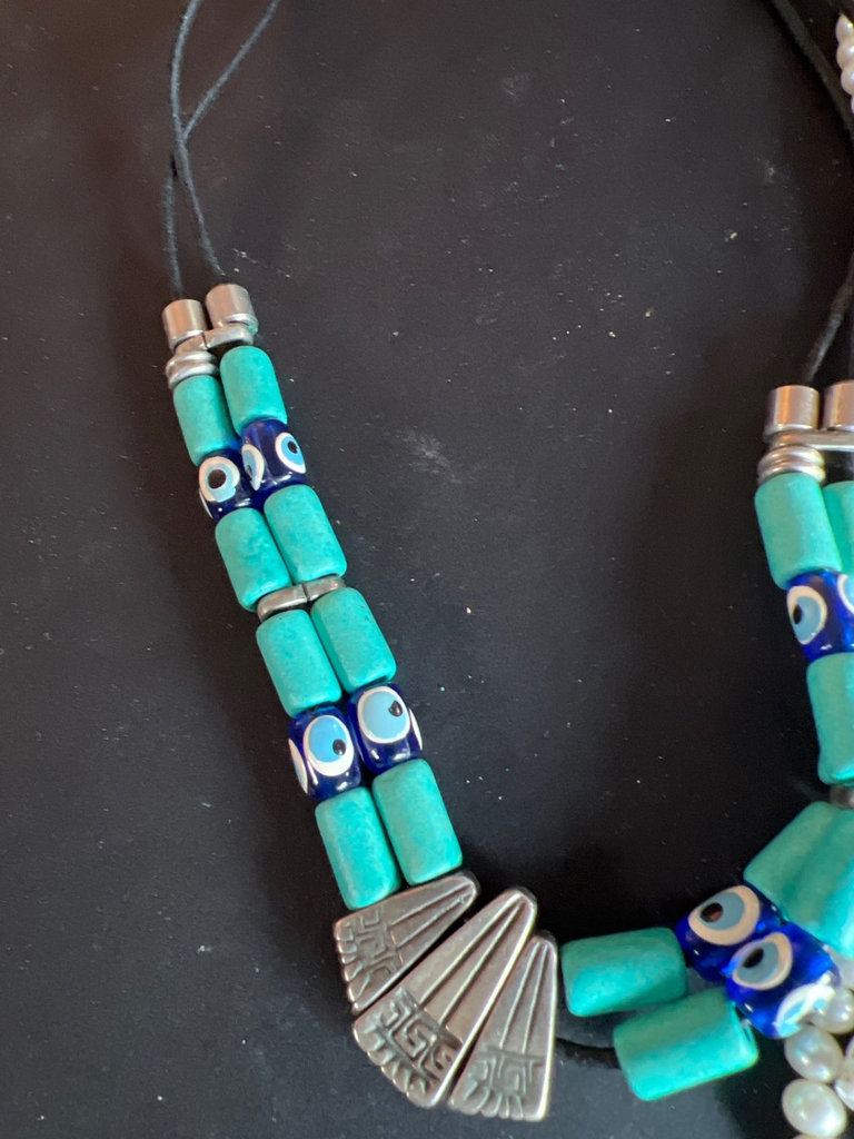 Assorted Beaded Necklaces and Jewelry - image 5 of 9