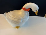 Assorted decorative home items - thumbnail 2 of 9