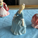 Royal Doulton 6 Smaller Figurines - thumbnail 21 of 27