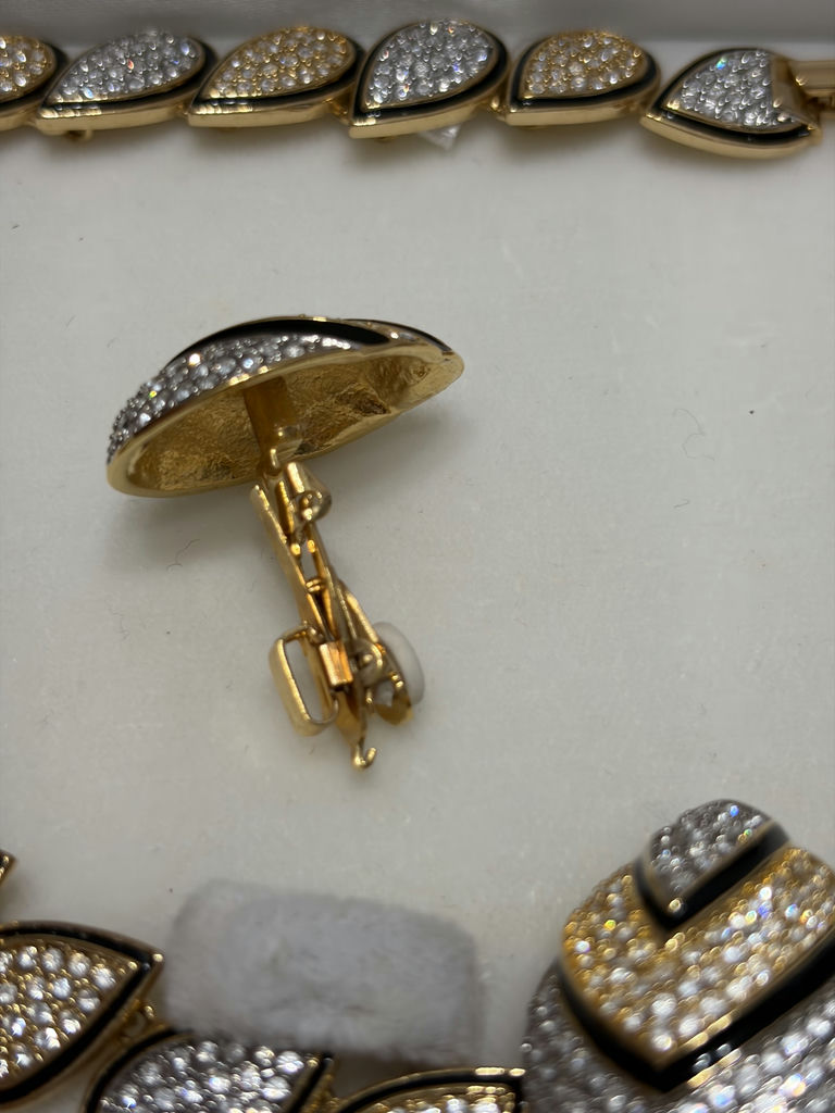 Fifth Avenue Jewelry Set - image 3 of 9