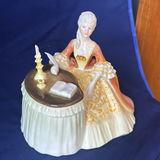 4 Lady Figurines Royal Doulton - thumbnail 3 of 18