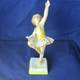 4 Lady Figurines Royal Doulton - thumbnail 10 of 18