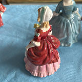Royal Doulton 6 Smaller Figurines - thumbnail 17 of 27