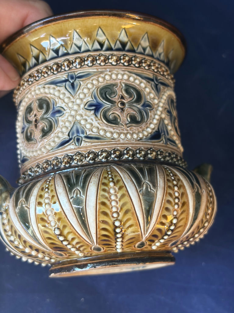 Antique Pair of Doulton Lambeth Stoneware Cache-Pots / Planters (1886) - image 6 of 10