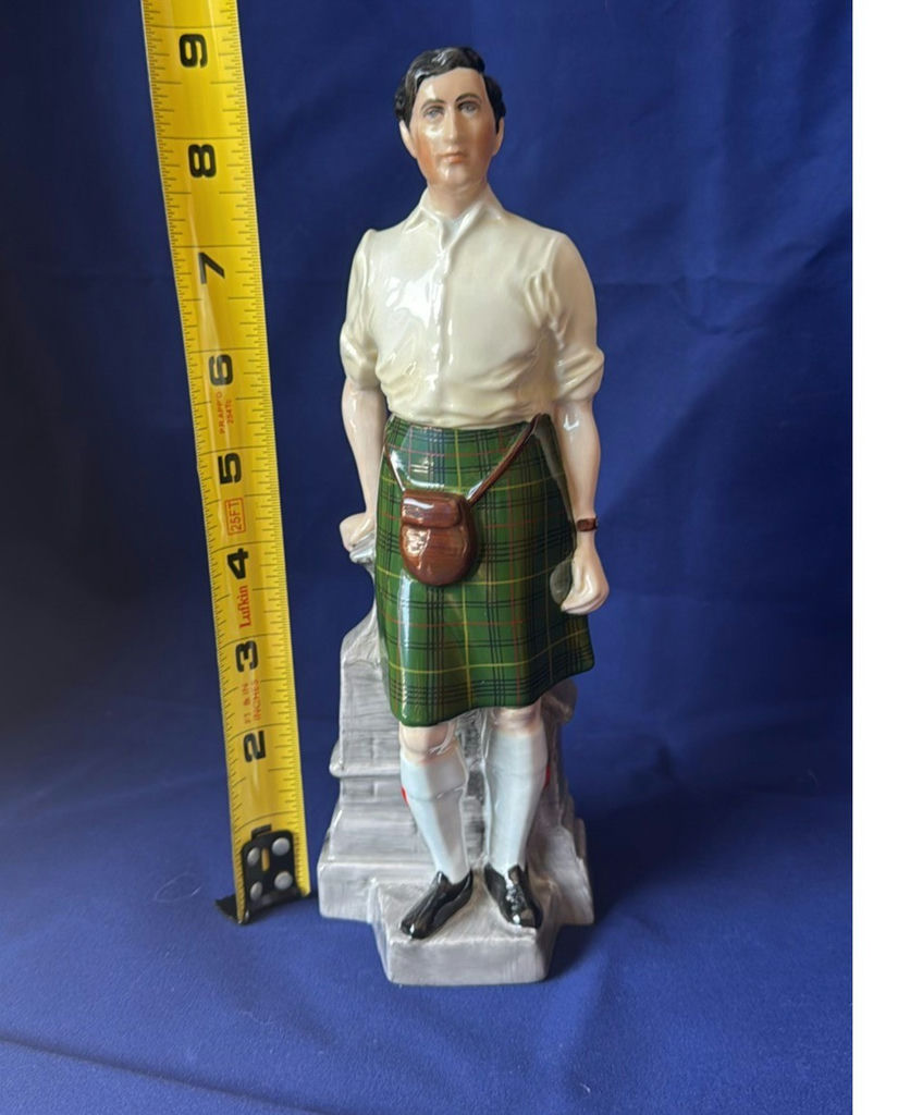 Coalport Limited Edition His Royal Highness the Prince of Wales - image 2 of 4
