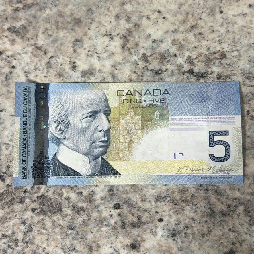 $25 In Canadian $5’s - image 4 of 11